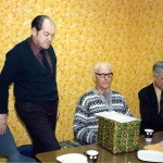 Hugo Hertzberg 71 år, avtackas 1976